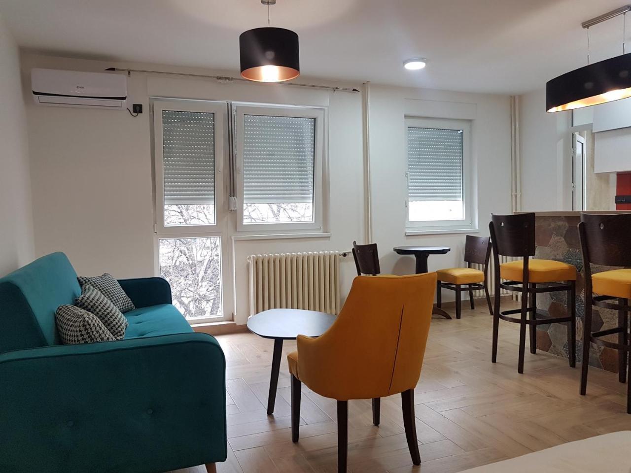 Apartman Simic 2 Valjevo Ngoại thất bức ảnh