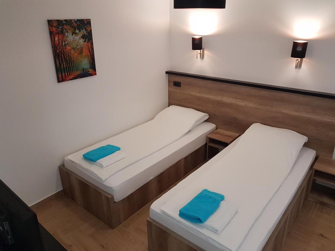 Apartman Simic 2 Valjevo Ngoại thất bức ảnh