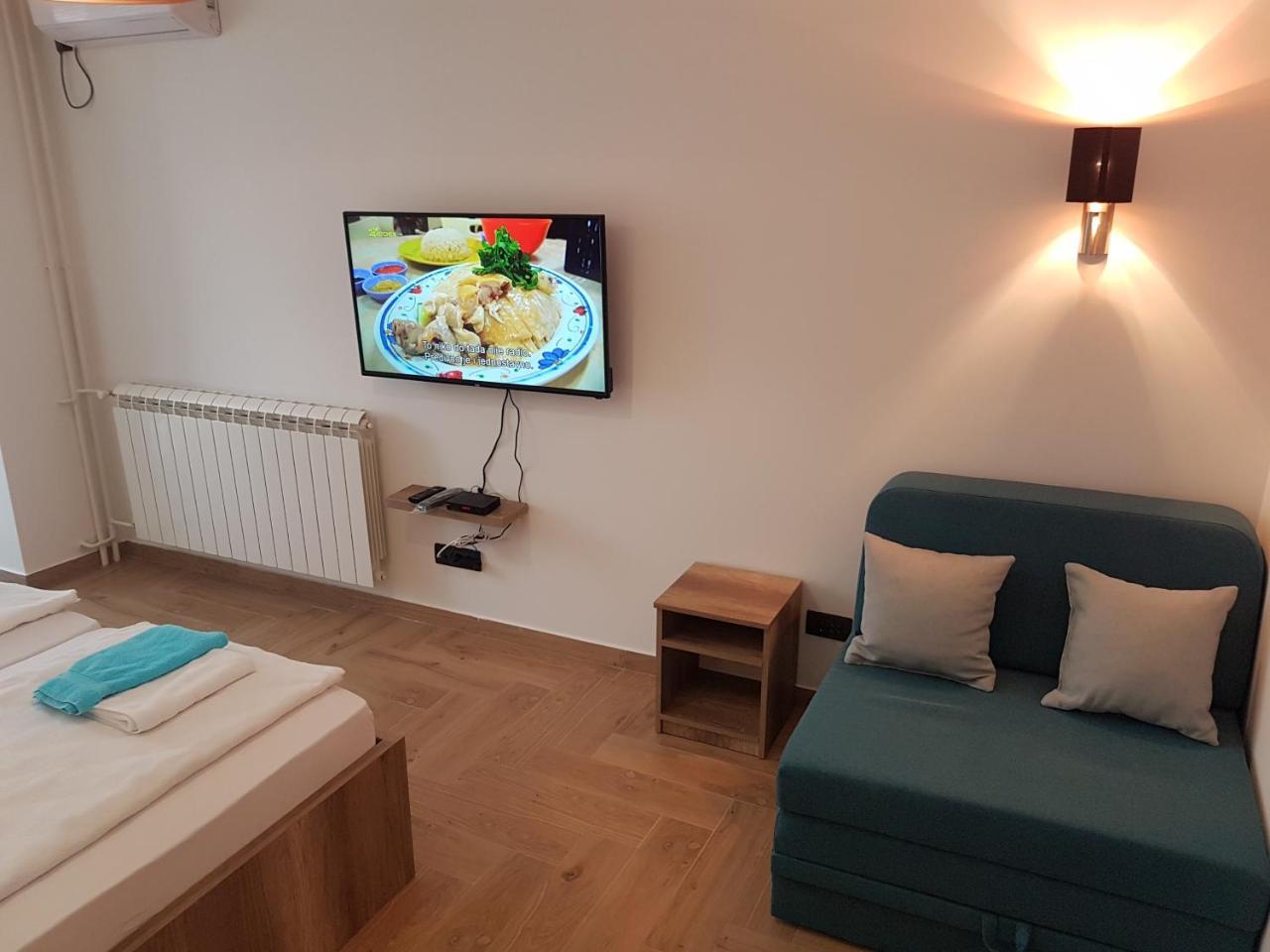 Apartman Simic 2 Valjevo Ngoại thất bức ảnh