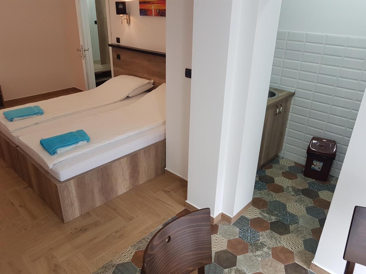 Apartman Simic 2 Valjevo Ngoại thất bức ảnh
